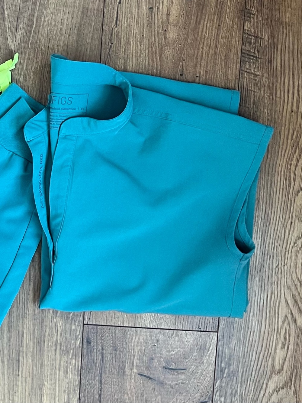 Women’s cactus Rafaela scrub top